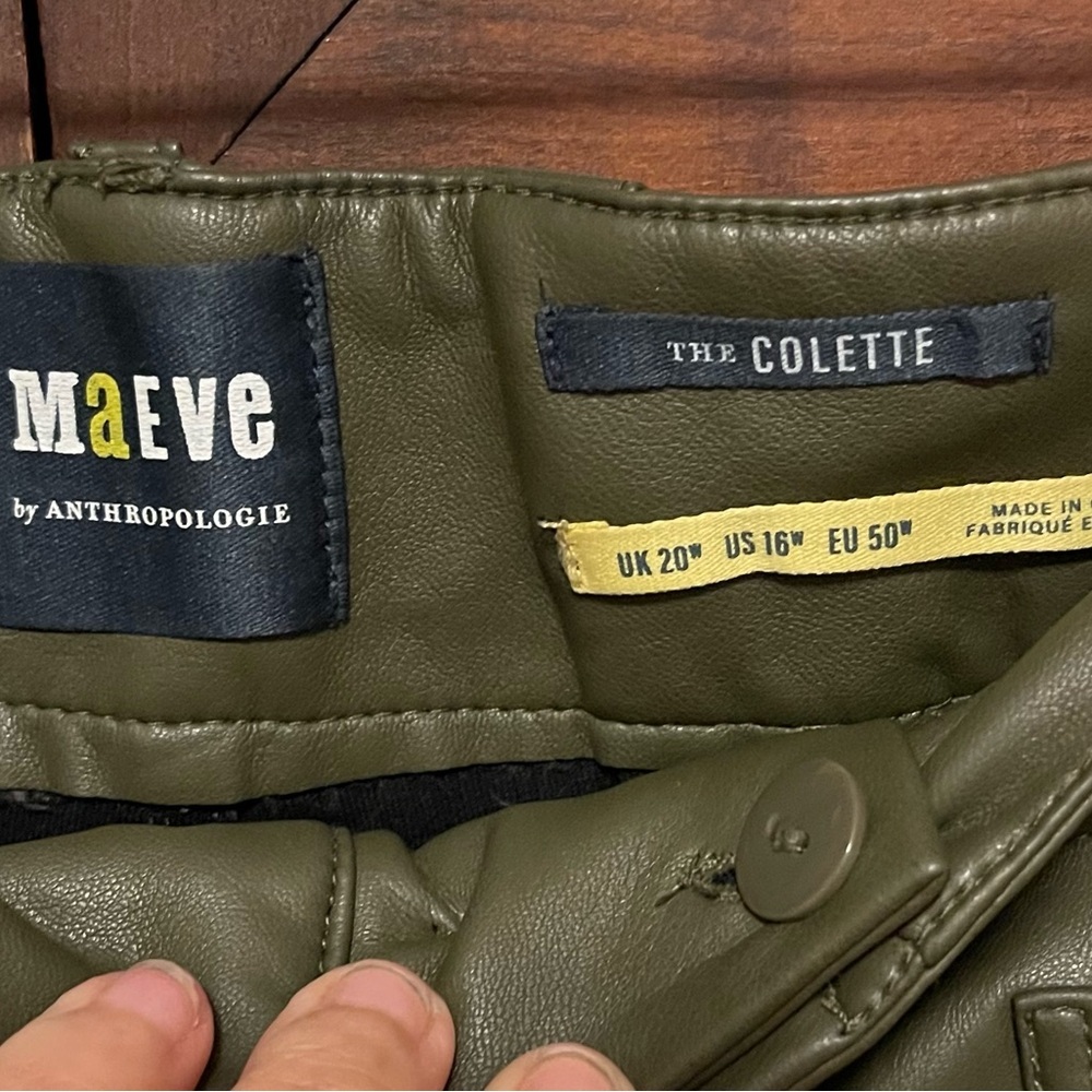 Maeve by Anthropologie Dark Green Faux Leather Cropped Pants - Picture 3 of 6